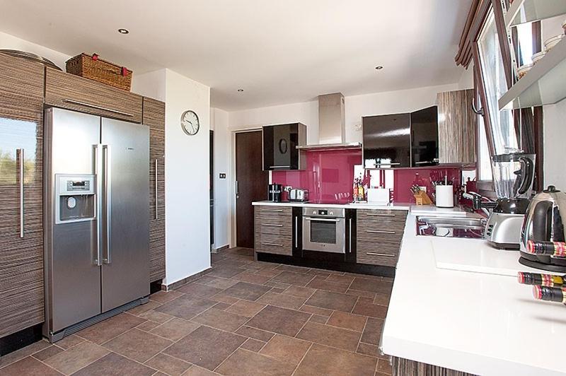 Villa Arcadia, Kallepia Пафос Екстериор снимка